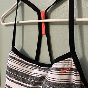 🧡 NIKE SPORTS TOP SIZE 14 WOMENS
